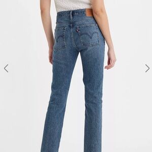 Levi's Women's Straight Leg Blue Jeans